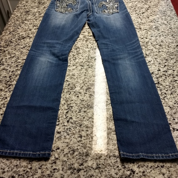 (SOLD)....Miss Me Signature - Picture 3 of 6